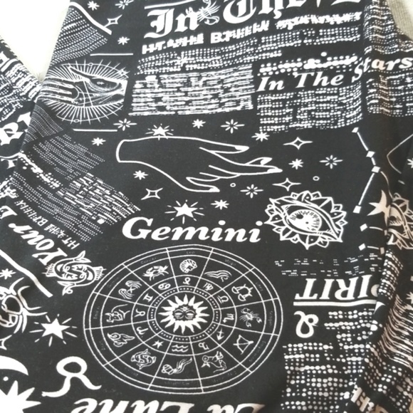 Streetwear Society Pants - Streetwear Society Astrological Mystical Black and White Leggings NWT XL Gemini